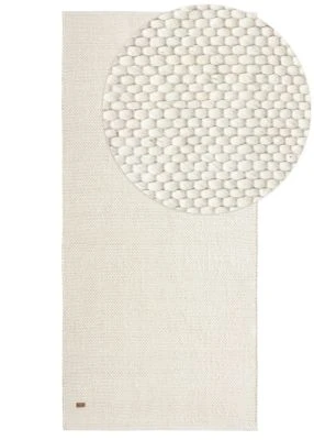 Dette produkt hedder Elsa, fremstillet af 80% Uld & 20% Bomuld  materiale med en smuk Offwhite farve - SE Mattor