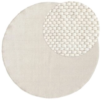 Dette produkt hedder Elsa, fremstillet af 80% Uld & 20% Bomuld  materiale med en smuk Offwhite farve - SE Mattor