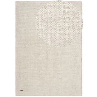 Dette produkt hedder Molly, fremstillet af 80% Uld & 20% Bomuld  materiale med en smuk Offwhite farve - SE Mattor