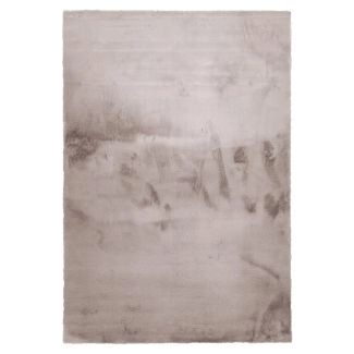 Dette produkt hedder Rabbit Eco, fremstillet af Polyester materiale med en smuk Taupe farve - SE Mattor