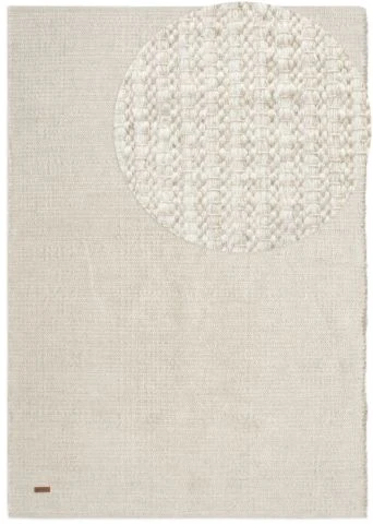 Dette produkt hedder Molly, fremstillet af 80% Uld & 20% Bomuld  materiale med en smuk Offwhite farve - SE Mattor