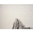 Dette produkt hedder Bella Zen, fremstillet af Polyester & Polypropylen materiale med en smuk Offwhite farve - SE Mattor