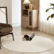 Dette produkt hedder Cat, fremstillet af Polyester materiale med en smuk Offwhite farve - SE Mattor