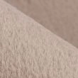 Dette produkt hedder Cat, fremstillet af Polyester materiale med en smuk Taupe farve - SE Mattor