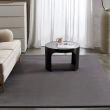 Dette produkt hedder Cat, fremstillet af Polyester materiale med en smuk Mørkegrå farve - SE Mattor