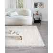 Dette produkt hedder Furry, fremstillet af Polypropylen materiale med en smuk Offwhite farve - SE Mattor