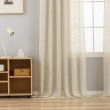 Dette produkt hedder Kristina, fremstillet af Polyester materiale med en smuk Beige farve - SE Mattor