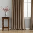 Dette produkt hedder Mathilde, fremstillet af Polyester materiale med en smuk Sand farve - SE Mattor