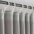 Dette produkt hedder Mathilde, fremstillet af Polyester materiale med en smuk Sølv farve - SE Mattor