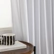 Dette produkt hedder Mathilde, fremstillet af Polyester materiale med en smuk Hvid farve - SE Mattor