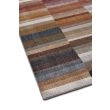 Dette produkt hedder Goldia, fremstillet af Polyester materiale med en smuk Multi farve - SE Mattor