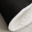 Dette produkt hedder Rabbit Eco, fremstillet af Polyester materiale med en smuk Hvid farve - SE Mattor