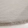 Dette produkt hedder Rabbit Eco, fremstillet af Polyester materiale med en smuk Taupe farve - SE Mattor