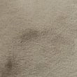 Dette produkt hedder Rabbit, fremstillet af Polyester materiale med en smuk Taupe farve - SE Mattor