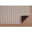 Dette produkt hedder Rabbit Stripe, fremstillet af Polyester materiale med en smuk Lys Beige farve - SE Mattor