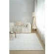Dette produkt hedder Rabbit Stripe, fremstillet af Polyester materiale med en smuk Offwhite farve - SE Mattor