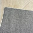Dette produkt hedder Rabbit Zen, fremstillet af Polyester materiale med en smuk Lys Beige farve - SE Mattor