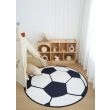 Dette produkt hedder Zappy Football, fremstillet af Polyester materiale med en smuk Hvid/Sort farve - SE Mattor