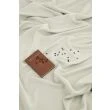 Dette produkt hedder Molndans, fremstillet af Polyester materiale med en smuk Offwhite farve - SE Mattor