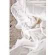 Dette produkt hedder Rosendimma, fremstillet af Polyester materiale med en smuk Hvid farve - SE Mattor