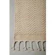 Dette produkt hedder Ovelia, fremstillet af Uld materiale med en smuk Beige farve - SE Mattor