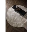 Dette produkt hedder Lira, fremstillet af Polyester materiale med en smuk Beige farve - SE Mattor