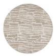 Dette produkt hedder Lira, fremstillet af Polyester materiale med en smuk Beige farve - SE Mattor