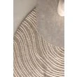 Dette produkt hedder Granby, fremstillet af Polyester materiale med en smuk Beige farve - SE Mattor