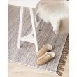 Dette produkt hedder Assur, fremstillet af Bomuld materiale med en smuk Beige farve - SE Mattor