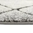 Dette produkt hedder Amaze Bent, fremstillet af Polyester & Polypropylen materiale med en smuk Grå farve - SE Mattor