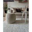 Dette produkt hedder Brolly Curl, fremstillet af Polypropylen materiale med en smuk Fløde farve - SE Mattor