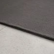 Dette produkt hedder Cat, fremstillet af Polyester materiale med en smuk Mørkegrå farve - SE Mattor