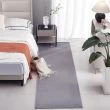 Dette produkt hedder Cat, fremstillet af Polyester materiale med en smuk Sølv farve - SE Mattor