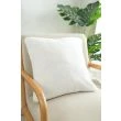 Dette produkt hedder Cat, fremstillet af Polyester materiale med en smuk Offwhite farve - SE Mattor