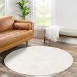 Dette produkt hedder Lazy, fremstillet af Polypropylen materiale med en smuk Offwhite farve - SE Mattor
