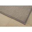 Dette produkt hedder Comfy, fremstillet af Polyester materiale med en smuk Gråbeige farve - SE Mattor