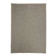 Dette produkt hedder Echo Station, fremstillet af Polypropylen materiale med en smuk Beige farve - SE Mattor