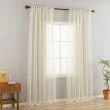Dette produkt hedder Ellinor, fremstillet af Polyester materiale med en smuk Beige farve - SE Mattor