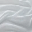 Dette produkt hedder Ellinor, fremstillet af Polyester materiale med en smuk Hvid farve - SE Mattor