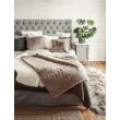 Dette produkt hedder Fluffy, fremstillet af Polyester materiale med en smuk Taupe farve - SE Mattor
