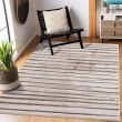 Dette produkt hedder Hiro Lalo, fremstillet af Polypropylen materiale med en smuk Beige farve - SE Mattor