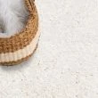 Dette produkt hedder Lazy, fremstillet af Polypropylen materiale med en smuk Offwhite farve - SE Mattor