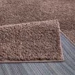 Dette produkt hedder Lazy, fremstillet af Polypropylen materiale med en smuk Gråbeige farve - SE Mattor