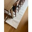 Dette produkt hedder Lazy, fremstillet af Polypropylen materiale med en smuk Offwhite farve - SE Mattor