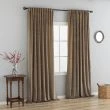 Dette produkt hedder Mathilde, fremstillet af Polyester materiale med en smuk Sand farve - SE Mattor
