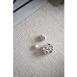 Dette produkt hedder Mellby, fremstillet af 80% Uld & 20% Bomuld  materiale med en smuk Offwhite farve - SE Mattor