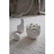 Dette produkt hedder Mellby, fremstillet af 80% Uld & 20% Bomuld  materiale med en smuk Offwhite farve - SE Mattor