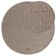 Dette produkt hedder Molly, fremstillet af 80% Uld & 20% Bomuld  materiale med en smuk Gråbeige farve - SE Mattor