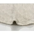 Dette produkt hedder Molly, fremstillet af 80% Uld & 20% Bomuld  materiale med en smuk Beige farve - SE Mattor