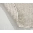Dette produkt hedder Molly, fremstillet af 80% Uld & 20% Bomuld  materiale med en smuk Beige farve - SE Mattor